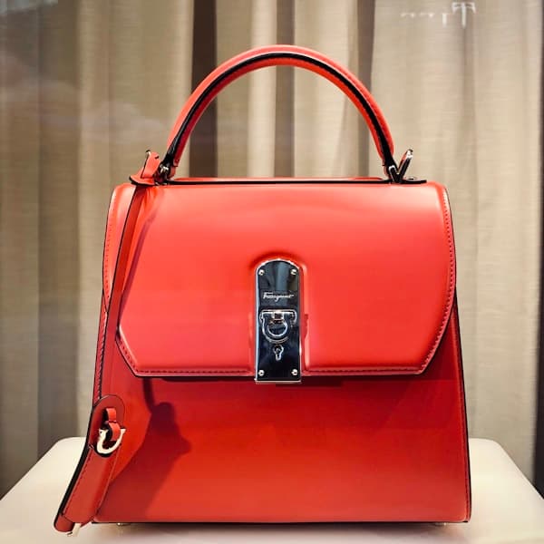 Noir Crossbody